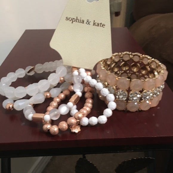 Women’s Bracelet Bundle - Picture 2 of 2